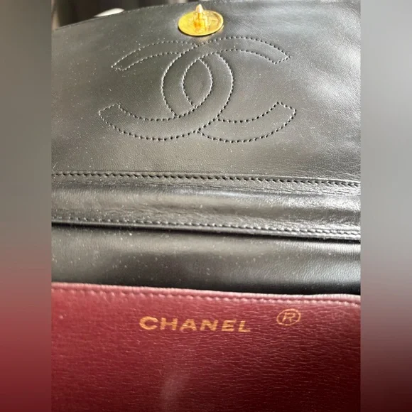 CHANEL Black Lambskin Full Flap Shoulder Bag - Picture 10 of 17